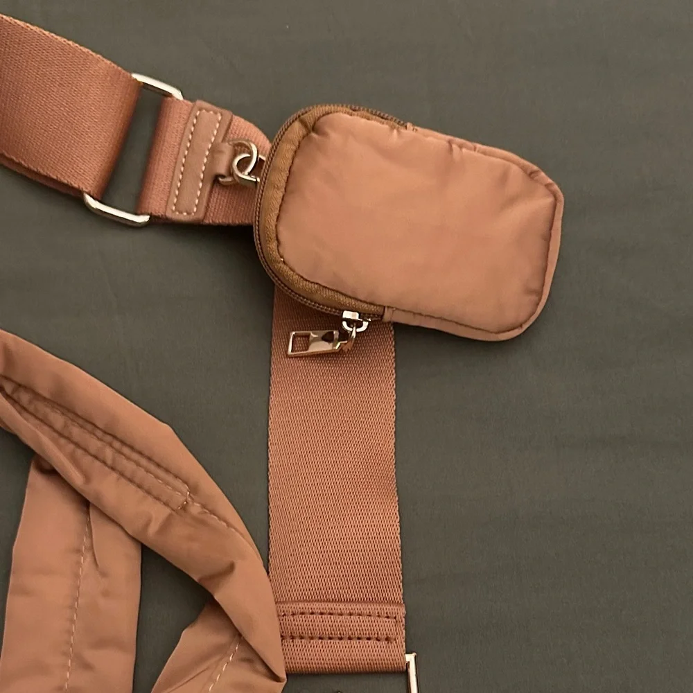 Ahdorned Quilted Tan Tote Bag Set - Picture 3 of 12